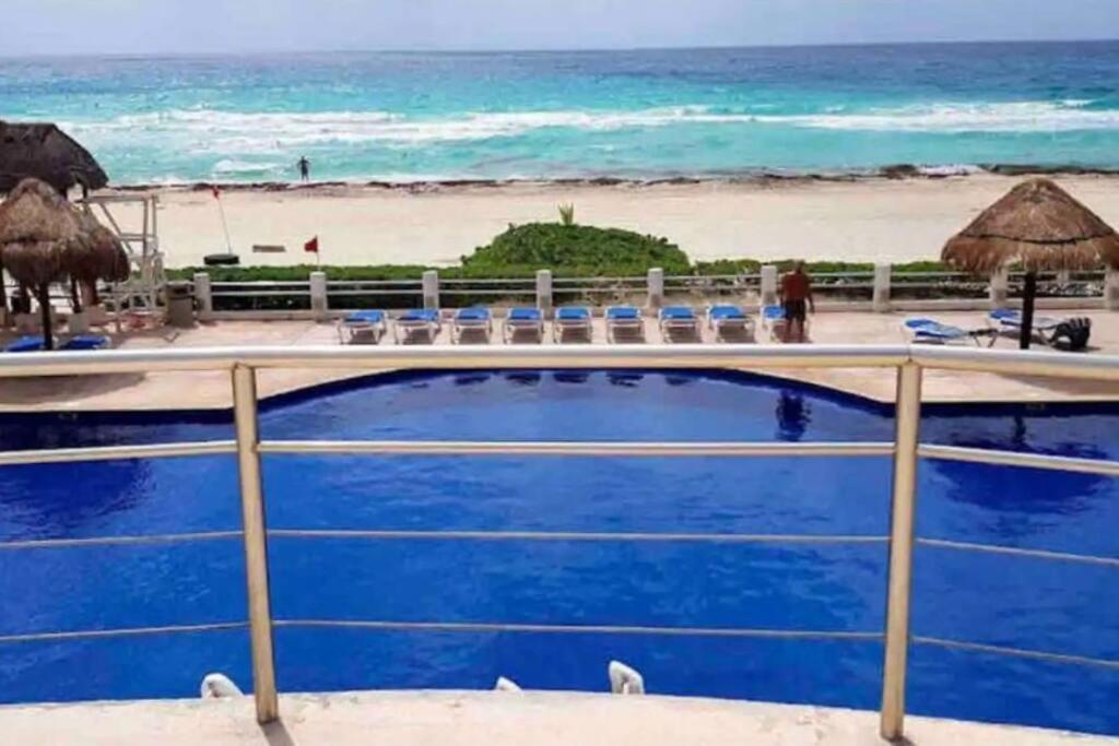 Amazing Beachfront Apartment Cancun Luaran gambar