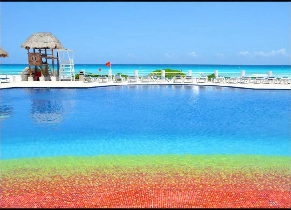 Amazing Beachfront Apartment Cancun Luaran gambar