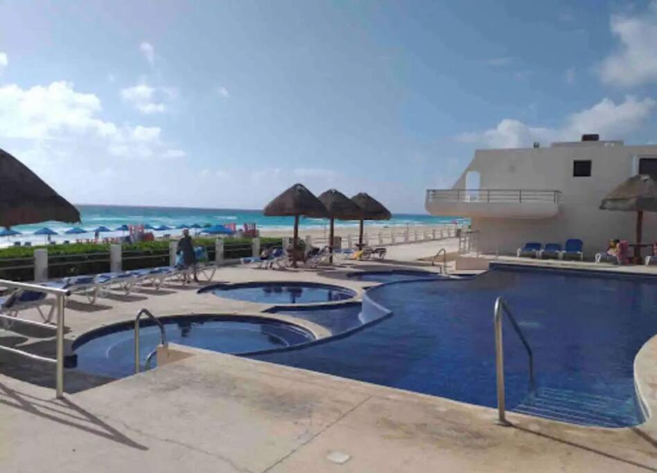 Amazing Beachfront Apartment Cancun Luaran gambar